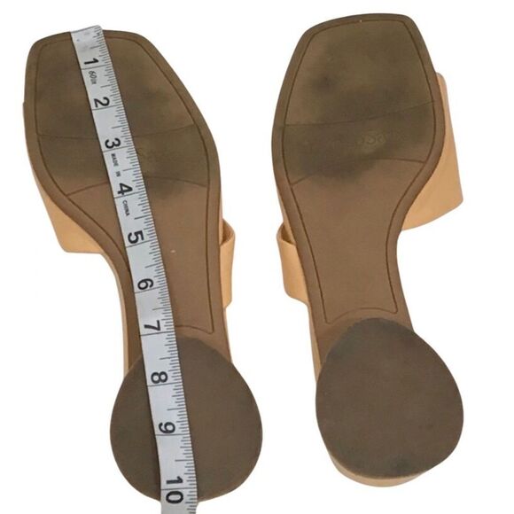 Leather Toe Thong, Franco Sarto, Size 8.5 - Picture 7 of 8